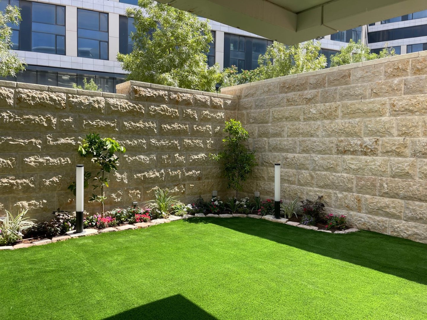 פרוייקט הקמת גינה במשכנות האומה בירושלים